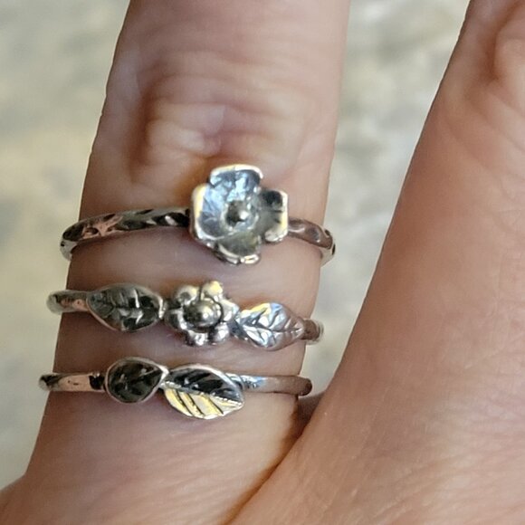 Jewelry - Stackable Floral Rings in Israel Silver sz 8